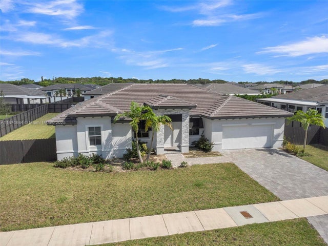 1 of 51 - 17029 Sw 292nd St, Homestead, FL