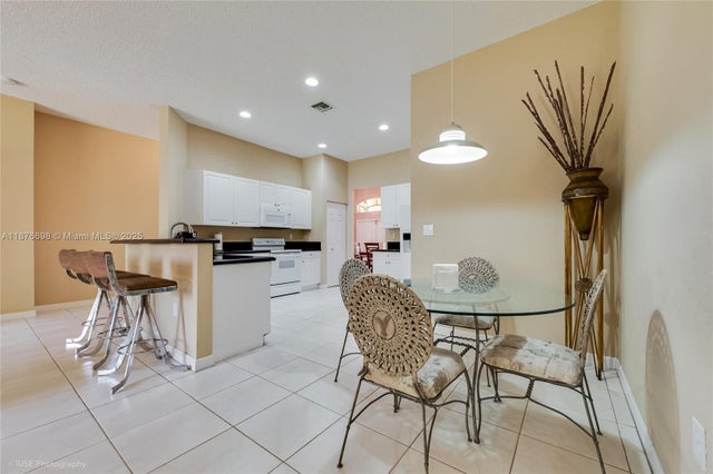 3 of 16 - 15503 Sw 151st St, Miami, FL