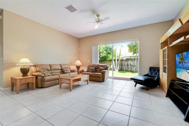 5 of 16 - 15503 Sw 151st St, Miami, FL