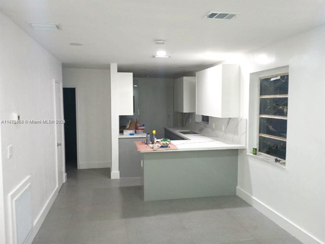 2 of 9 - 110 Nw 120 Ter, North Miami, FL