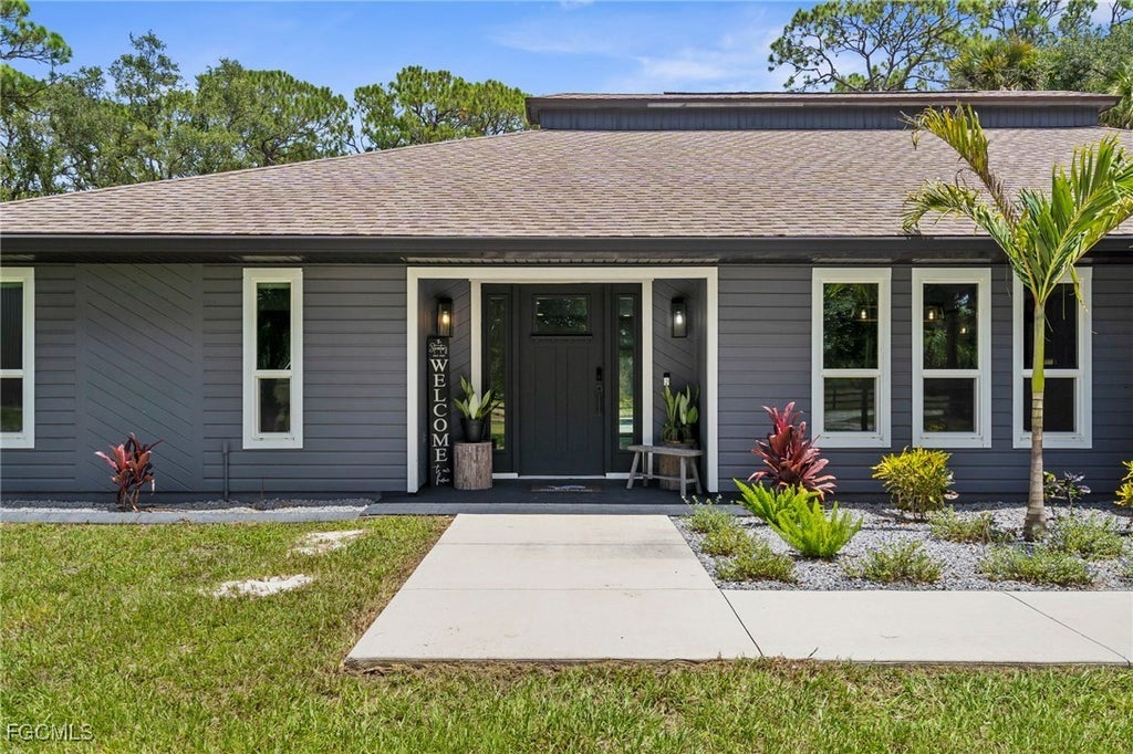 4060 Woodland Blvd, North Port