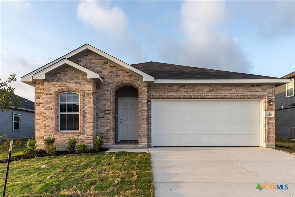 309 Ivy Roads, Seguin