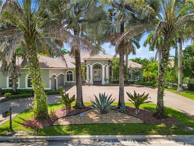 1 of 49 - 6360 Nw 120th Dr, Coral Springs, FL