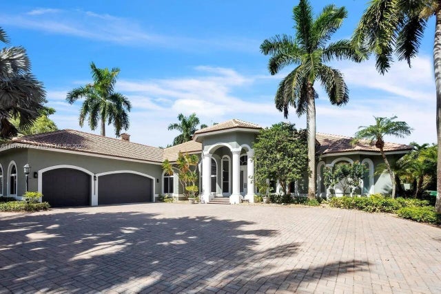 3 of 49 - 6360 Nw 120th Dr, Coral Springs, FL