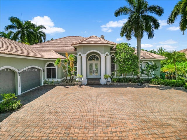 4 of 49 - 6360 Nw 120th Dr, Coral Springs, FL