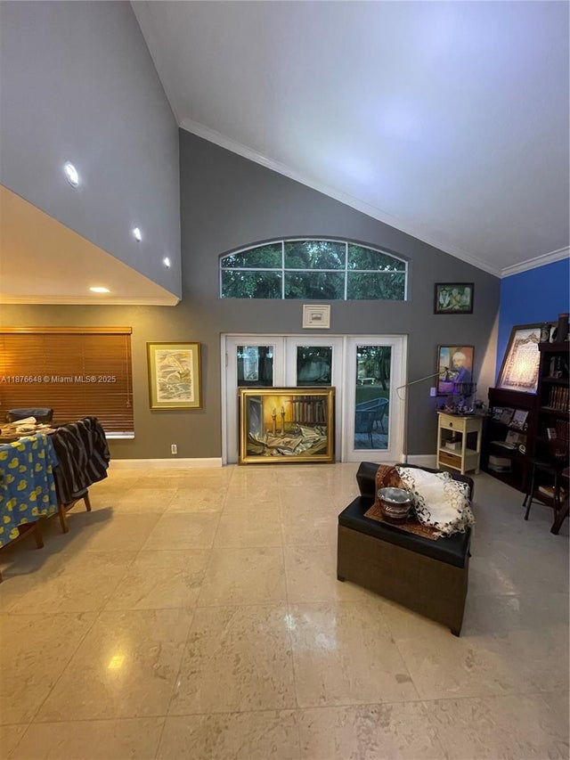 2 of 21 - 3486 Sw 51st St, Hollywood, FL