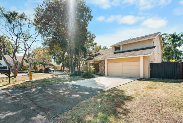 3 of 45 - 5444 Sw 150th Pl, Miami, FL