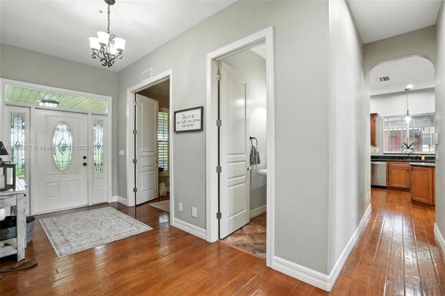 5 of 50 - 16461 Oakview Cir, Other, FL