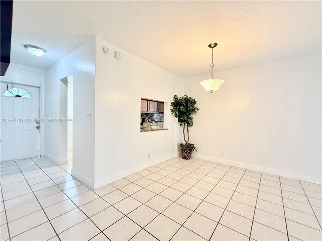 4 of 25 - 5495 Nw 10th Ct 104, Plantation, FL
