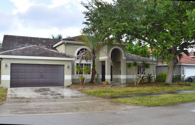 2 of 37 - 20133 Nw 9th Ct, Pembroke Pines, FL