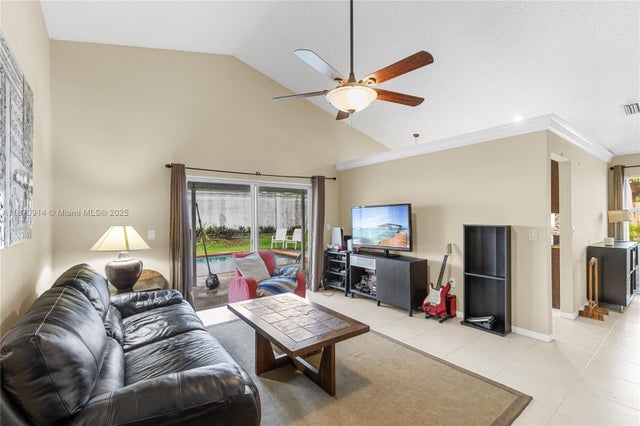 5 of 44 - 3101 Nw 123rd Ter, Sunrise, FL