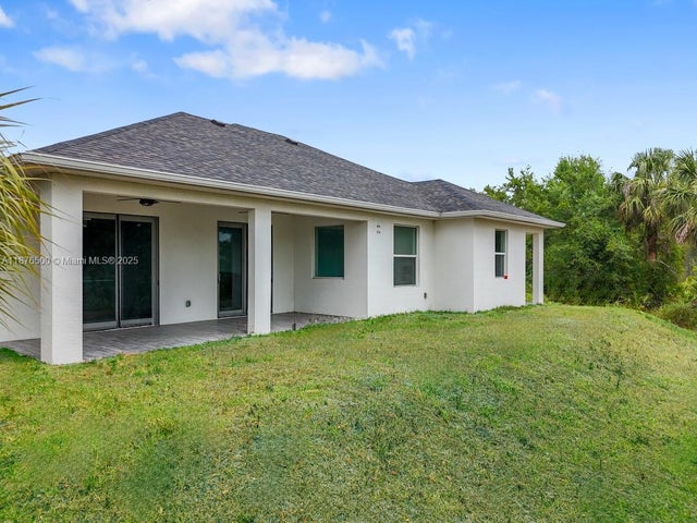 4 of 22 - 409 Columbus Blvd, Lehigh Acres, FL