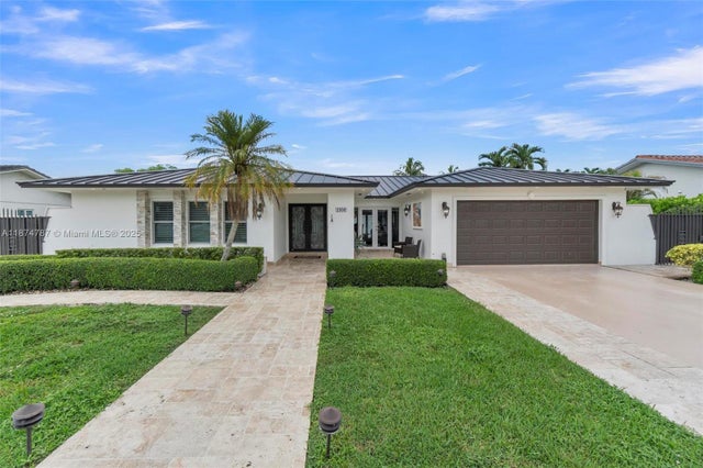 1 of 30 - 1900 Sw 126th Ct, Miami, FL