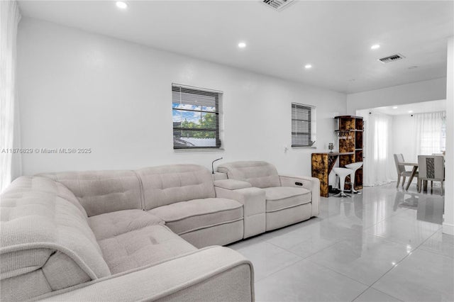 2 of 30 - 11861 Sw 187th Ter, Miami, FL