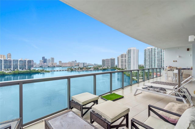3 of 37 - 3300 Ne 188th St Lph16, Aventura, FL
