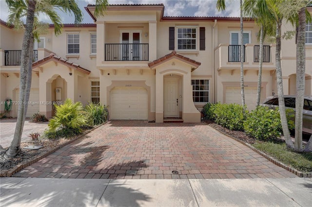 1 of 34 - 12820 Sw 132nd Ter, Miami, FL