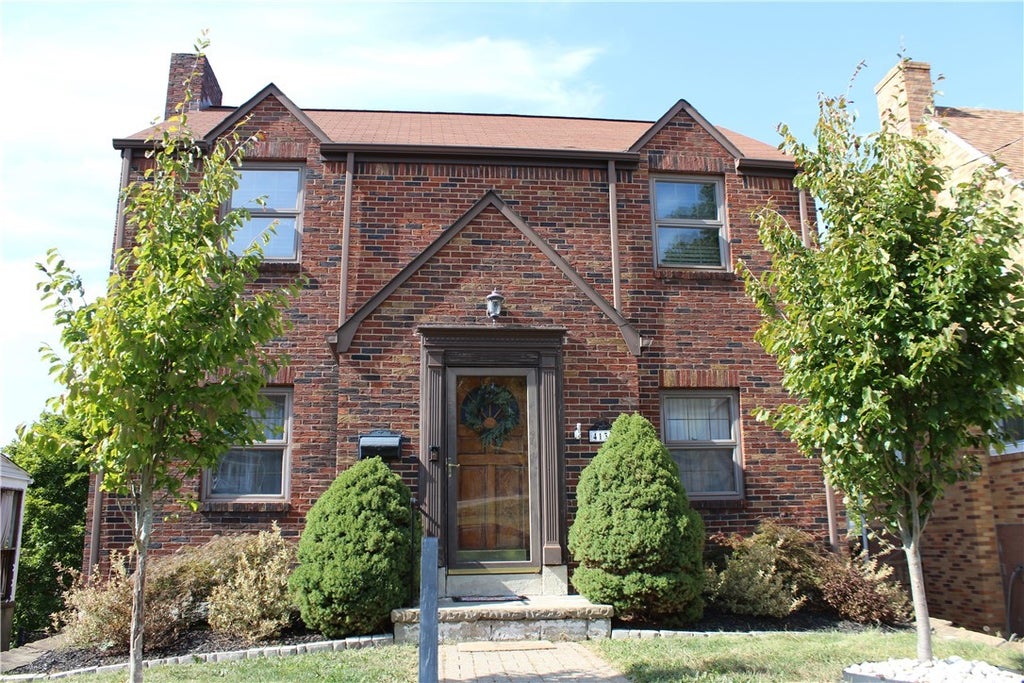 4136 Tuxey Avenue, Brentwood