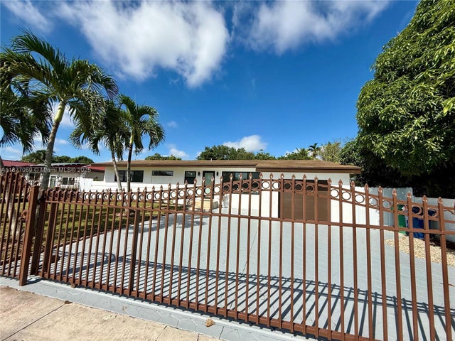 4 of 51 - 14860 Ne 11th Ave, Miami, FL