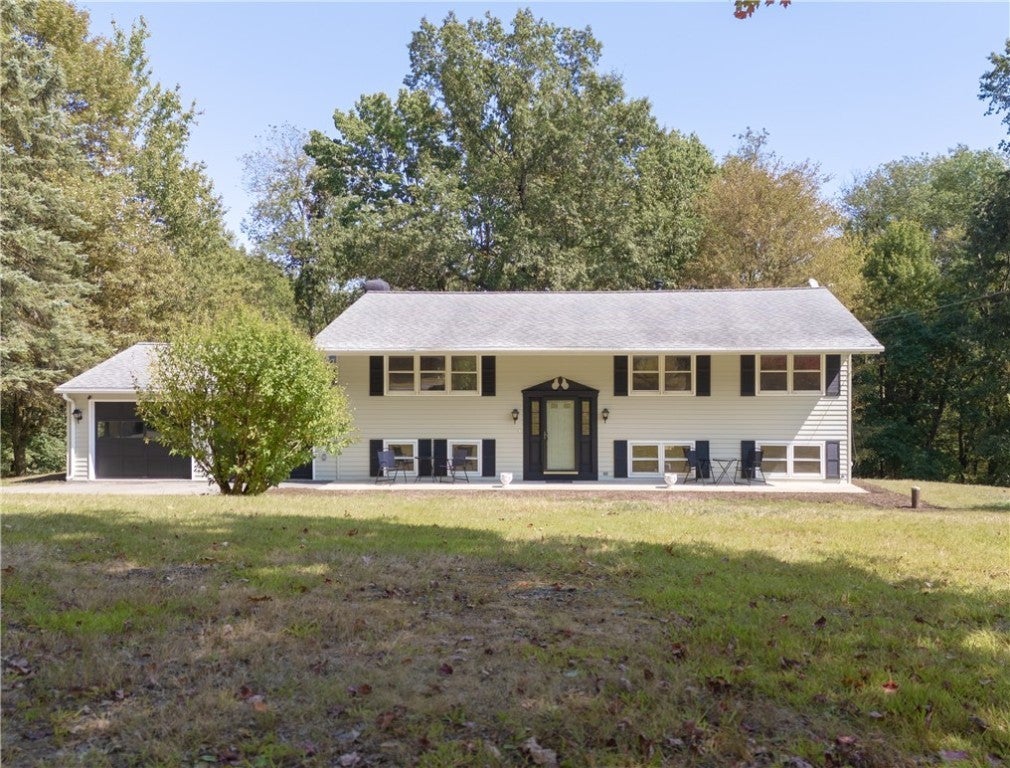 126 Woodcrest Road, Oakland