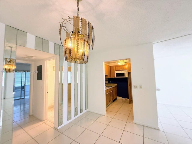 3 of 15 - 110 Harwood J, Deerfield Beach, FL