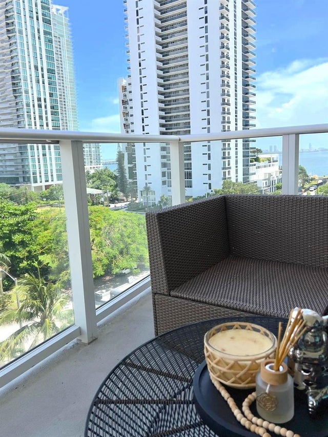 5 of 8 - 321 Ne 26th St 701, Miami, FL