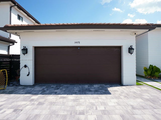 3 of 42 - 14478 Sw 21st St, Miami, FL