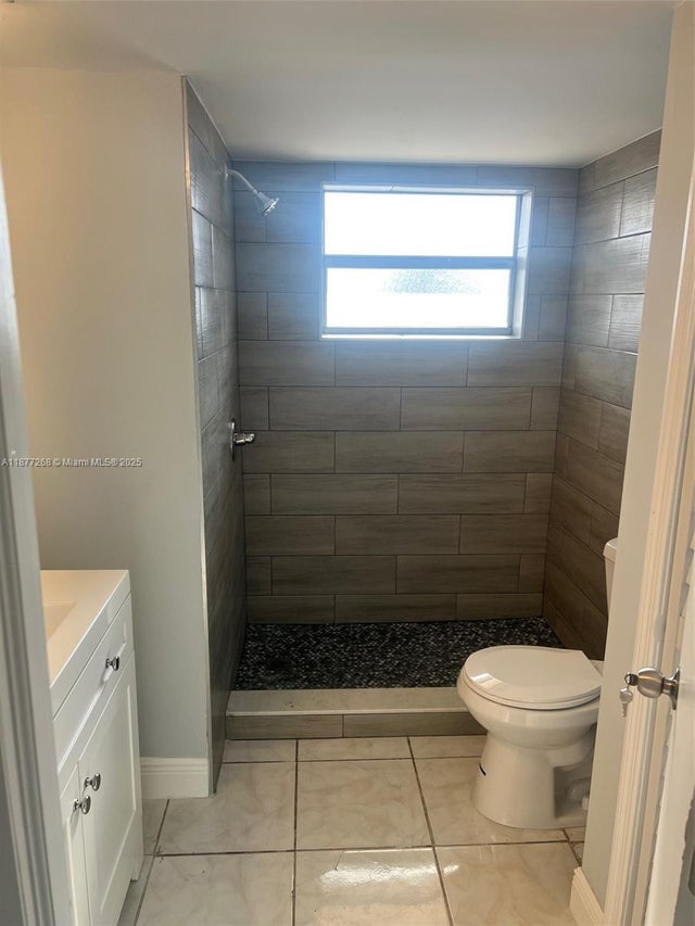 5 of 15 - 1780 Ne 191st St 410-2, Miami, FL