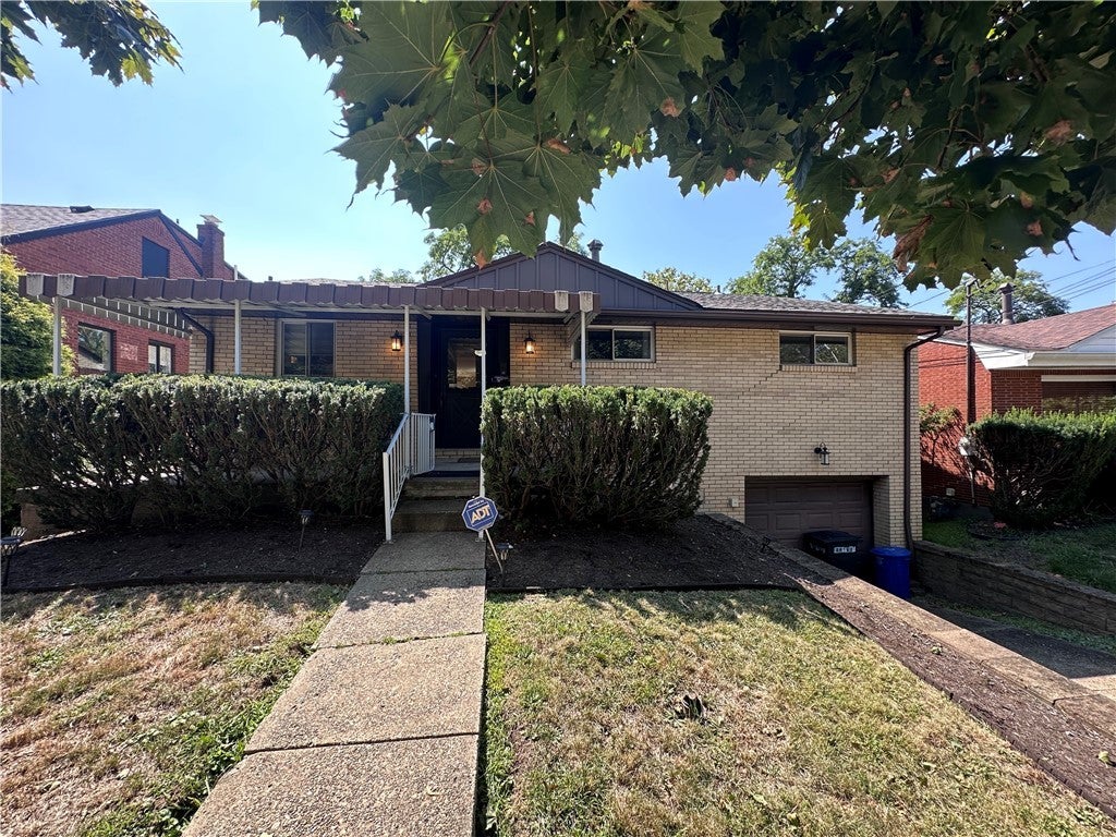 5534 Pocusset Street, Squirrel Hill