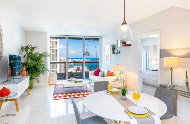 1 of 14 - 485 Brickell Ave 4101, Miami, FL