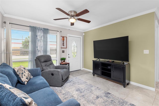 4 of 29 - 2673 Montego Dr, Fort Myers, FL