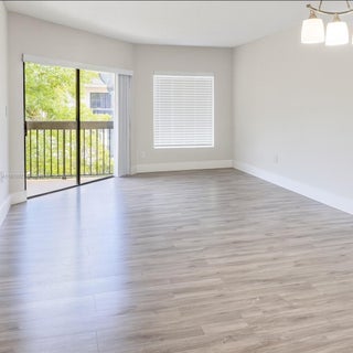 Photo of Listing #A11876921