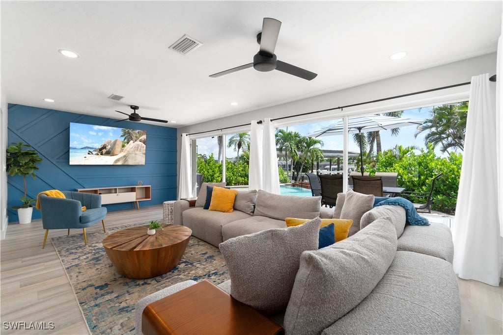 5161 Williams Dr, FORT MYERS BEACH