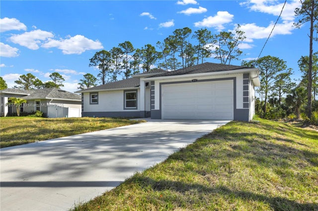 3 of 53 - 2910 Flora Ave N, Lehigh Acres, FL