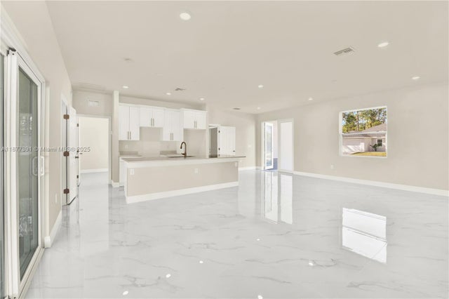 5 of 53 - 2910 Flora Ave N, Lehigh Acres, FL