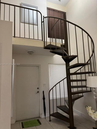 Photo of Listing #A11877401