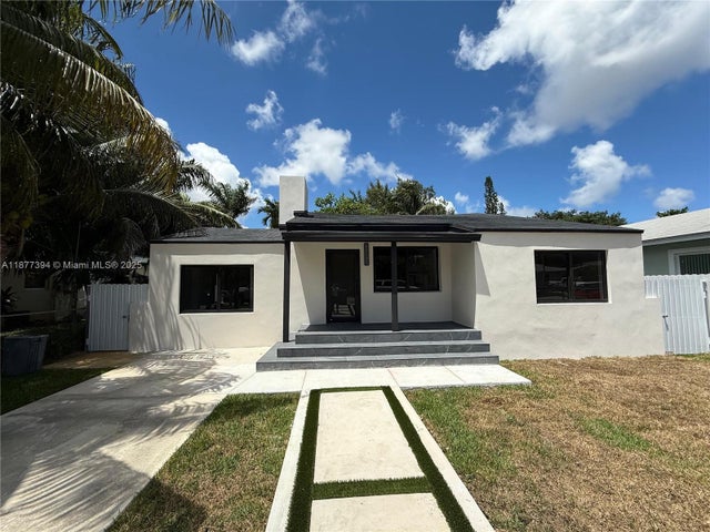 1 of 27 - 427 Nw 82nd Ter, Miami, FL