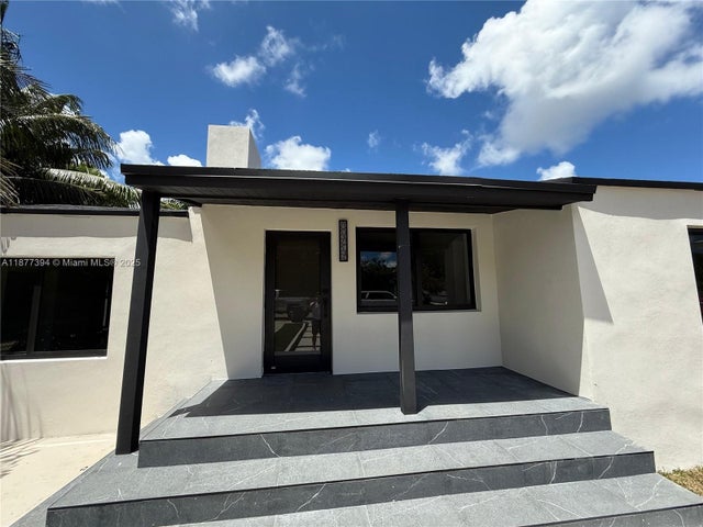 3 of 27 - 427 Nw 82nd Ter, Miami, FL