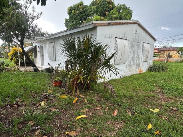 3 of 16 - 16441 Nw 18th Ave, Miami Gardens, FL