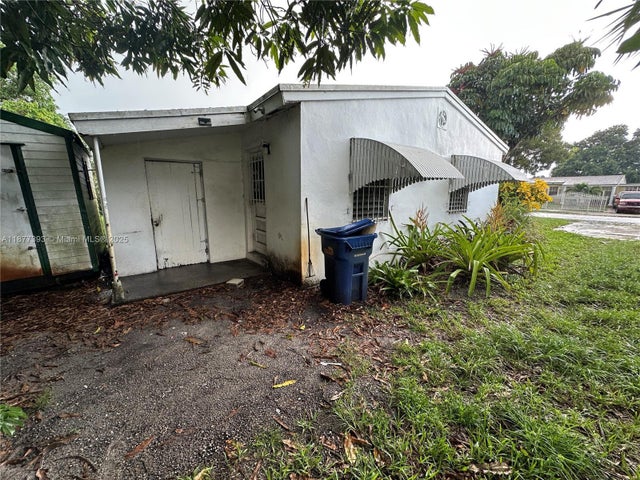 5 of 16 - 16441 Nw 18th Ave, Miami Gardens, FL