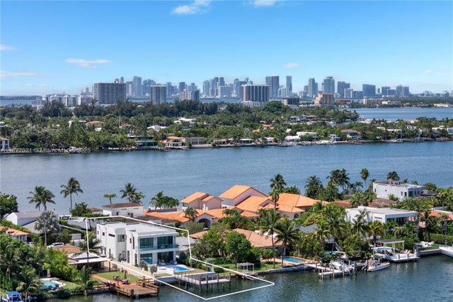 2 of 31 - 1351 Stillwater Dr, Miami Beach, FL