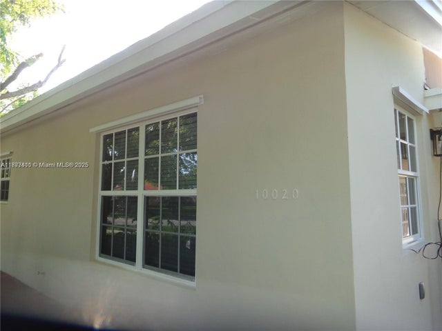 1 of 13 - 10020 Dominican Dr, Cutler Bay, FL