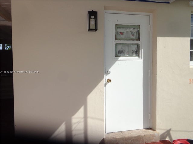 3 of 13 - 10020 Dominican Dr, Cutler Bay, FL