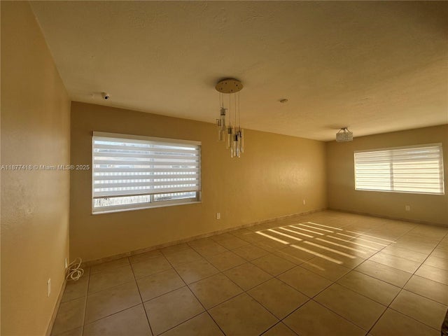 5 of 22 - 6202 Sw 107th Ave, Miami, FL