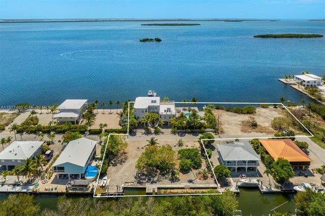 3 of 47 - 3742 Seagrape St, Big Pine, FL