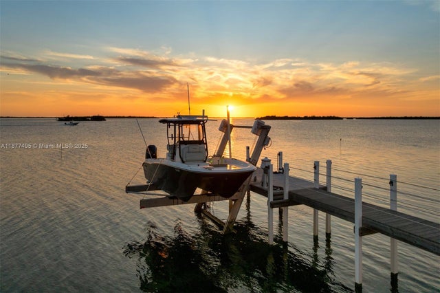 4 of 47 - 3742 Seagrape St, Big Pine, FL
