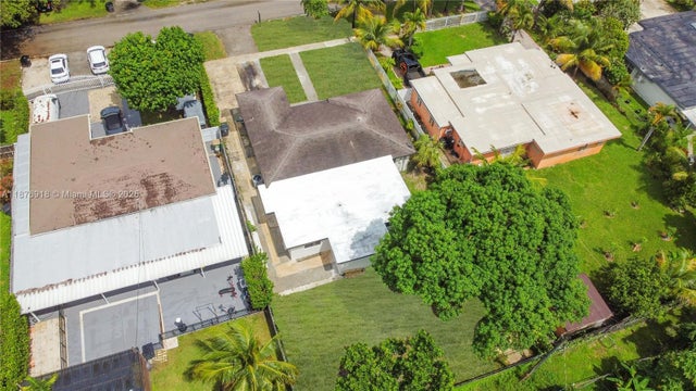 2 of 46 - 630 Ne 143rd St, North Miami, FL