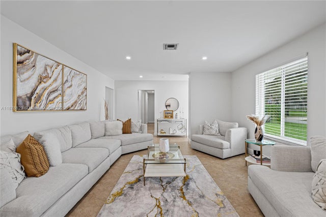 5 of 47 - 8805 Sw 177th Ter, Palmetto Bay, FL
