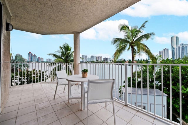 1 of 34 - 18260 N Bay Rd 320, Sunny Isles Beach, FL