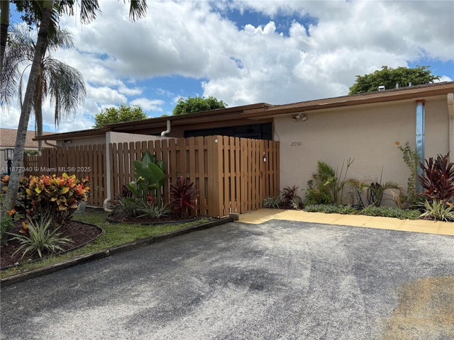 1 of 17 - 2050 Sw 24th Cir, Boynton Beach, FL