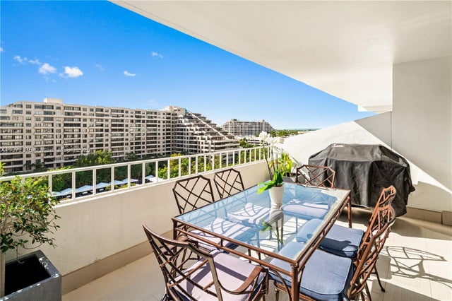 3 of 35 - 199 Ocean Lane Dr 1005, Key Biscayne, FL